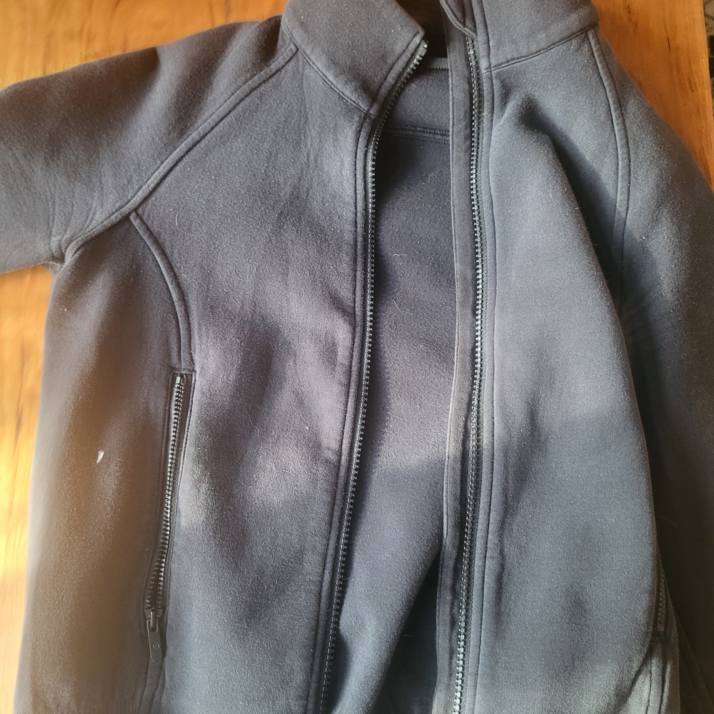 Black Full-Zip Lululemon Scuba